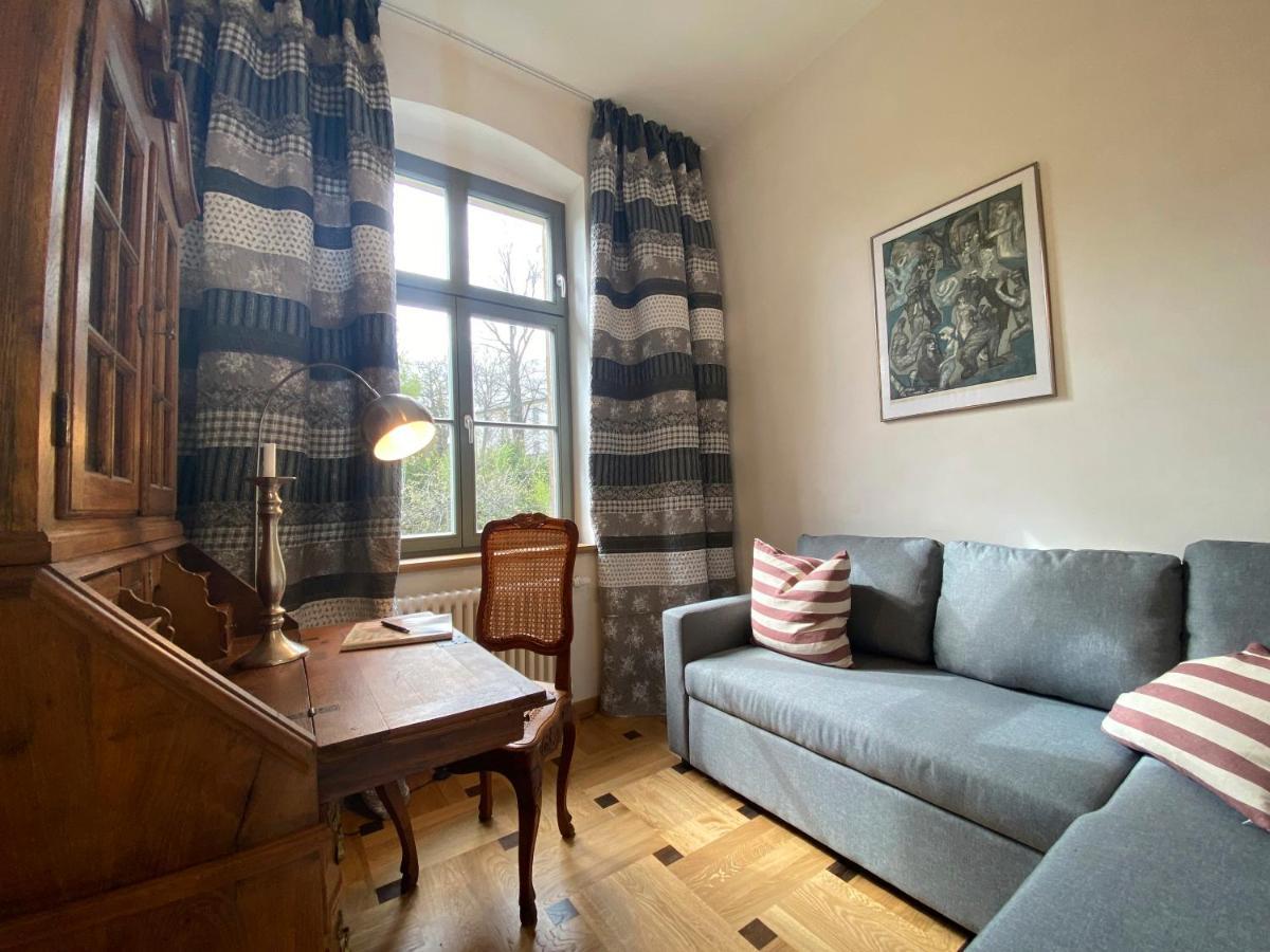 Apartamento Altes Pfarrhaus Papstdorf Exterior foto